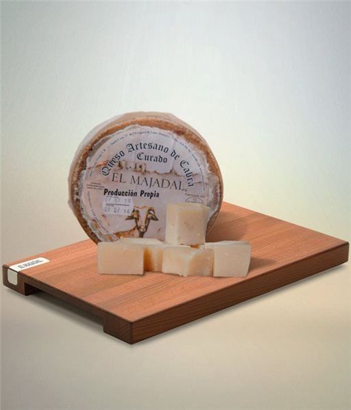 Porciones de queso curado de cabra el majadal