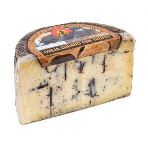 Cuña de queso de oveja curado con trufas Pinto Extremeño